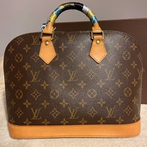 SOLD❣️Authentic LV Alma PM monogram